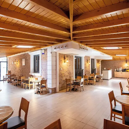 Opatija Hotell *