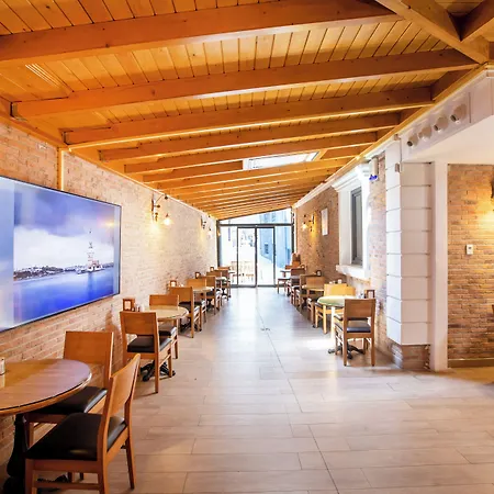 Opatija 伊斯坦布尔