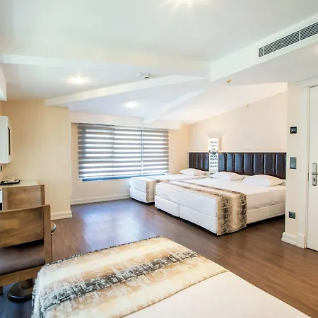 Opatija 伊斯坦布尔