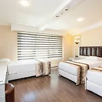 Hotel Opatija *